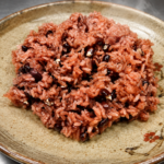 和歌山でお赤飯のお弁当なら花むら｜実は、小豆からちゃんと仕込んでいます